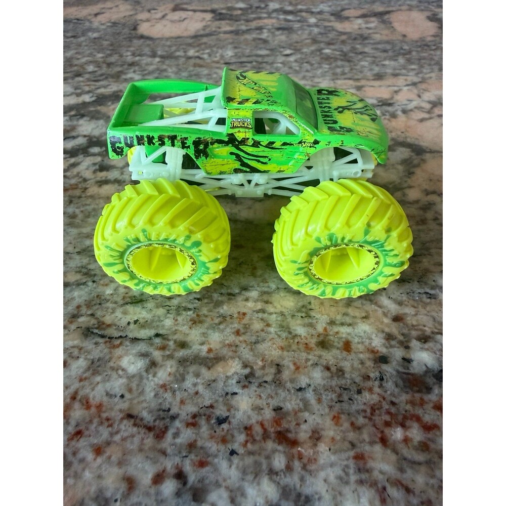 Hot Wheels Monster Trucks Gunkster, Glow In The Dark Series, 1:64 Scale,, Rare.